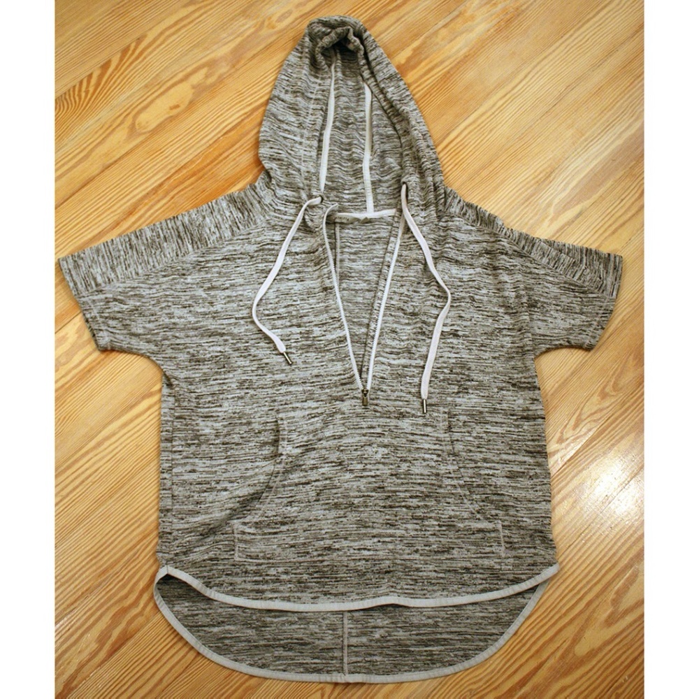 Athlete Blissful Short Sleeve Hoodie